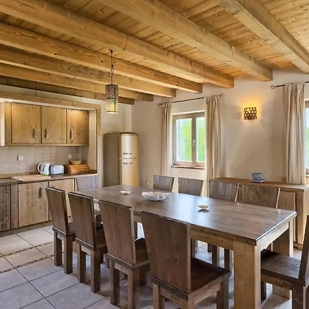 Vakantiehuis Villa Santi