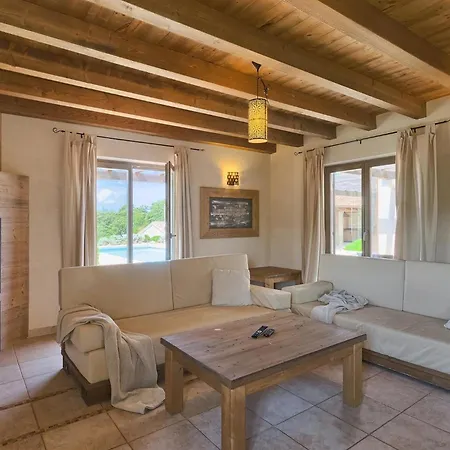 Villa Santi *