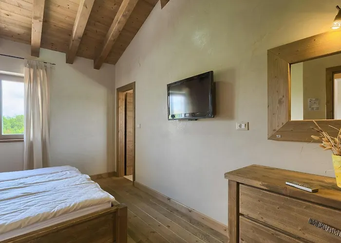 Villa Santi