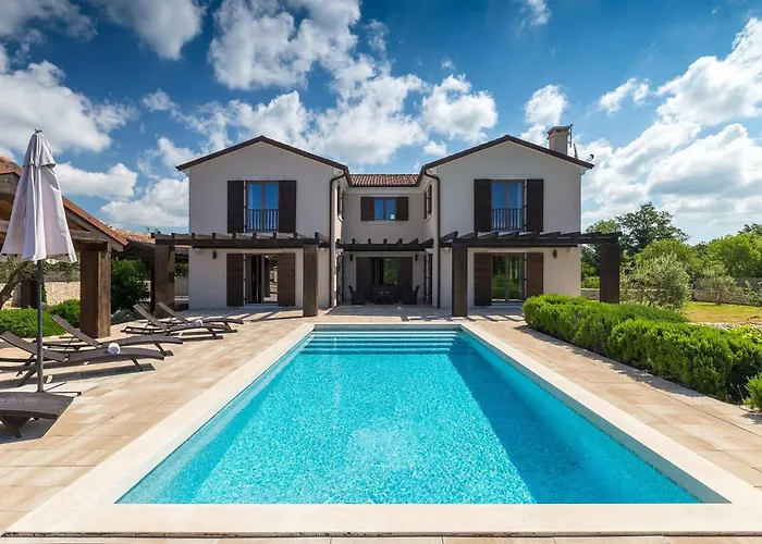 Villa Santi
