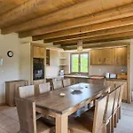 Villa Santi Vikendica *