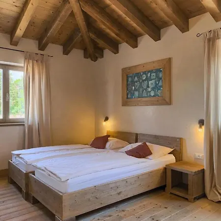 Lovely In With Kitchen Rovinj