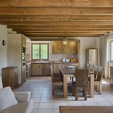 Holiday home Lovely In With Kitchen