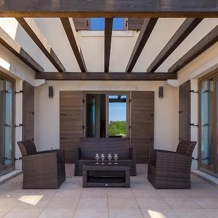 Lovely In With Kitchen Holiday home Rovinj