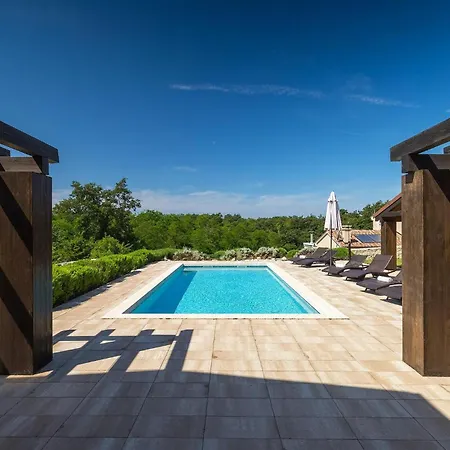 펜션 Villa Santi 로비니