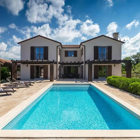 Villa Santi