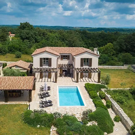 Villa Santi 로비니